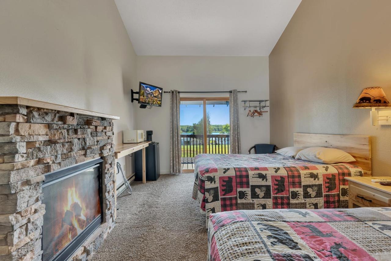 Blue Moon Resort & Motel Hill City Buitenkant foto