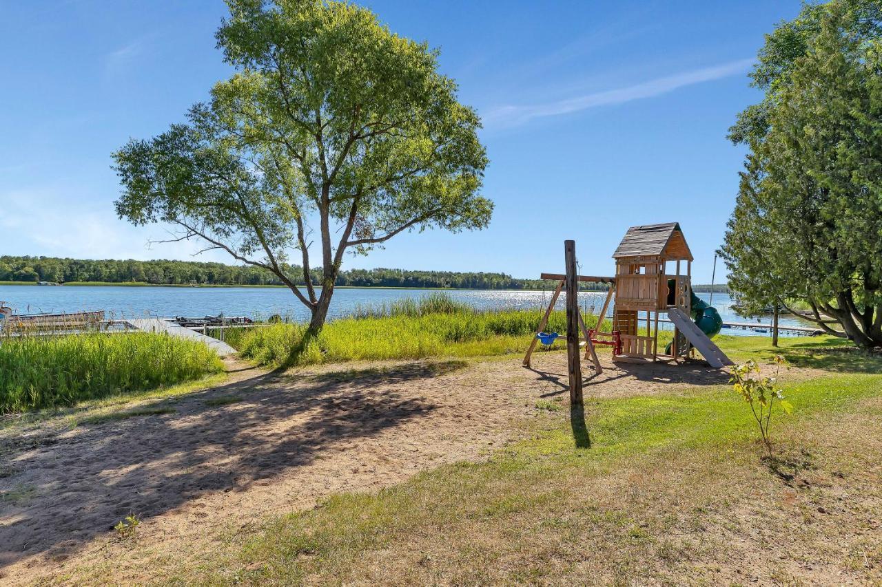 Blue Moon Resort & Motel Hill City Buitenkant foto